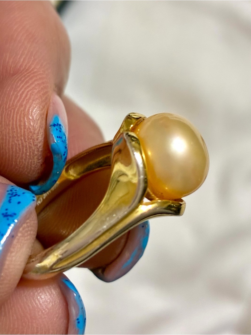 VINTAGE Gold tone 925 Pearl Dome Ring - Lustrous Champagne Pearl